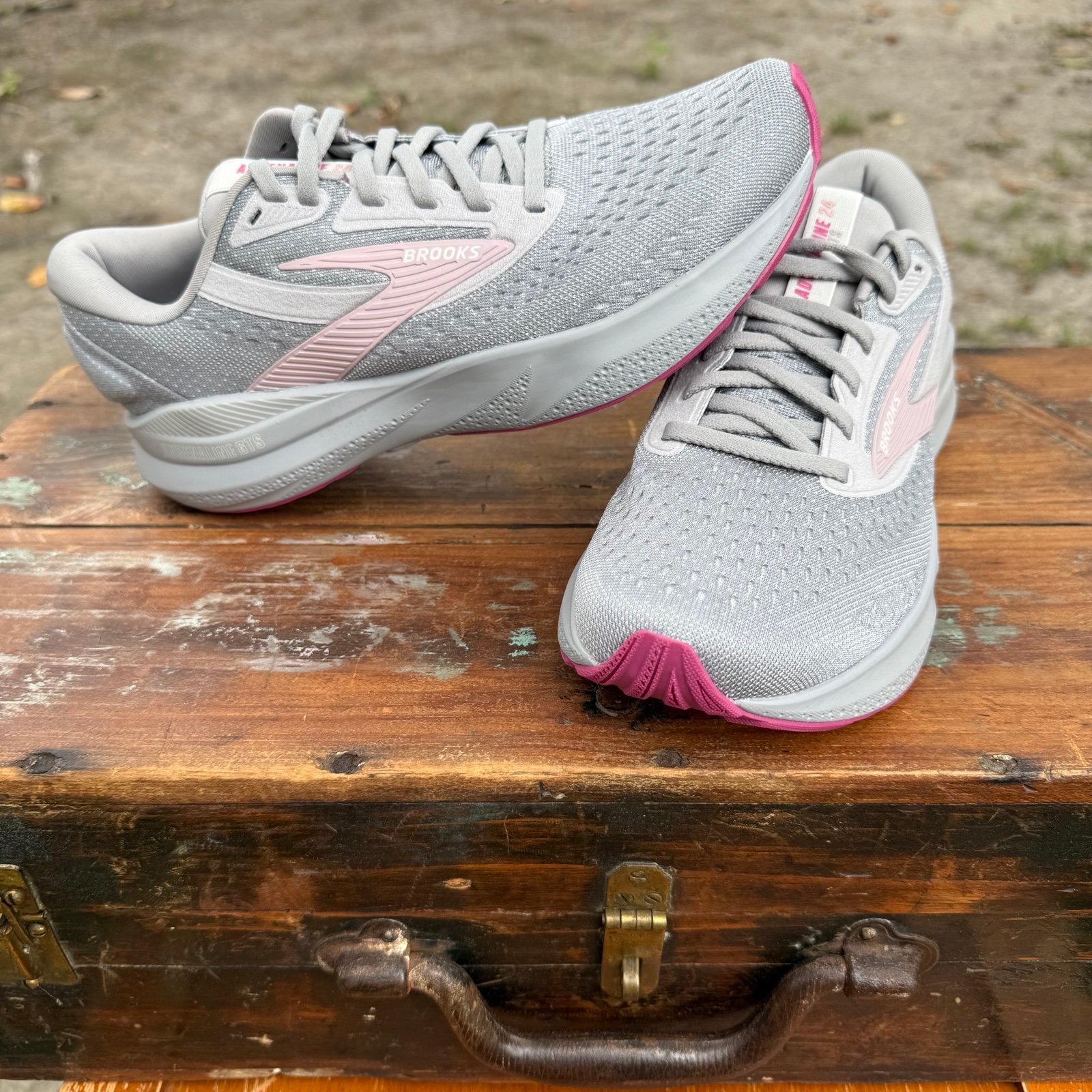 Brooks Adrenaline GTS 24