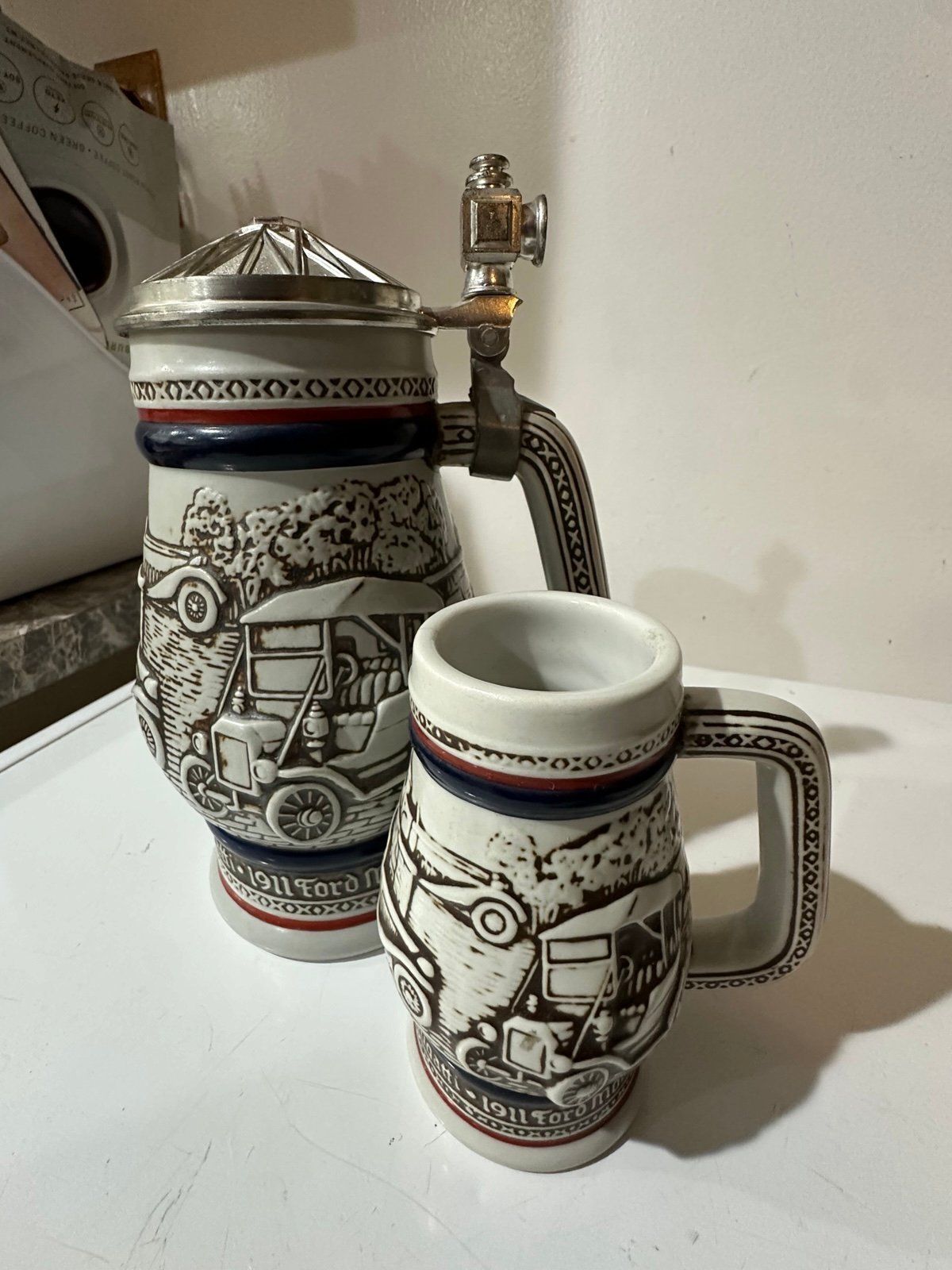 Stein, Avon vintage 1979 1982 Ford Automobile beer stein