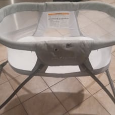 Baby Delight bassinet