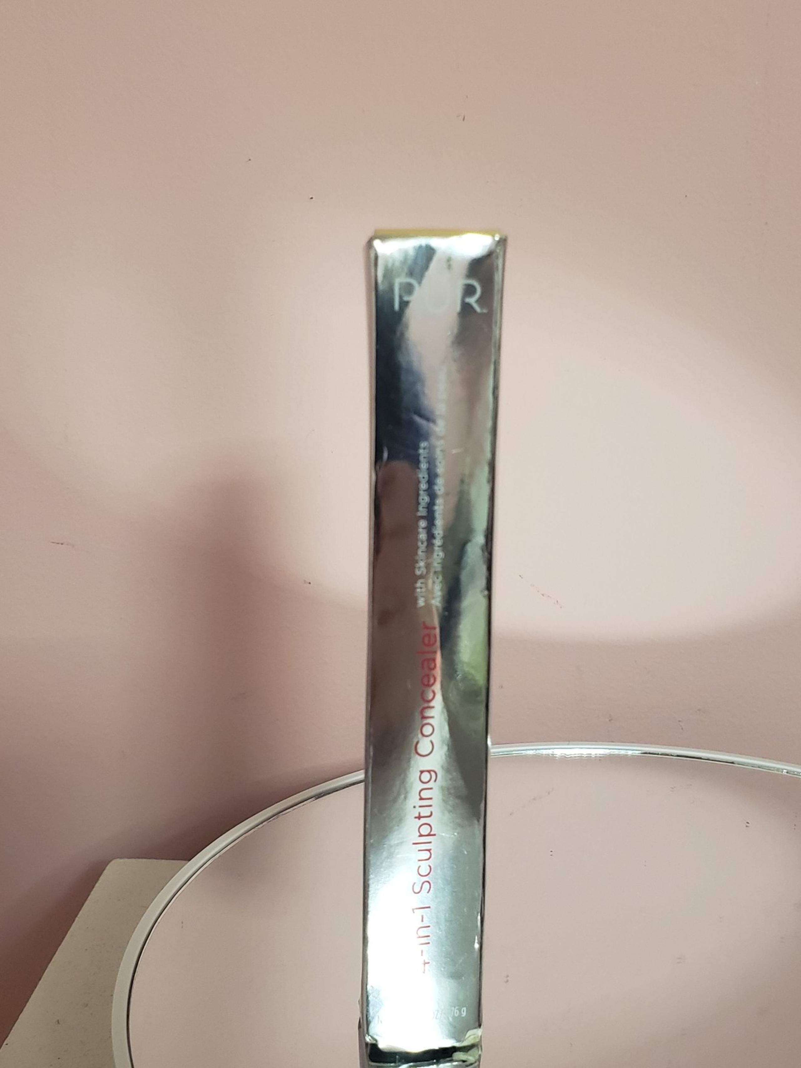 Pur 4 in 1 sculpting concealer