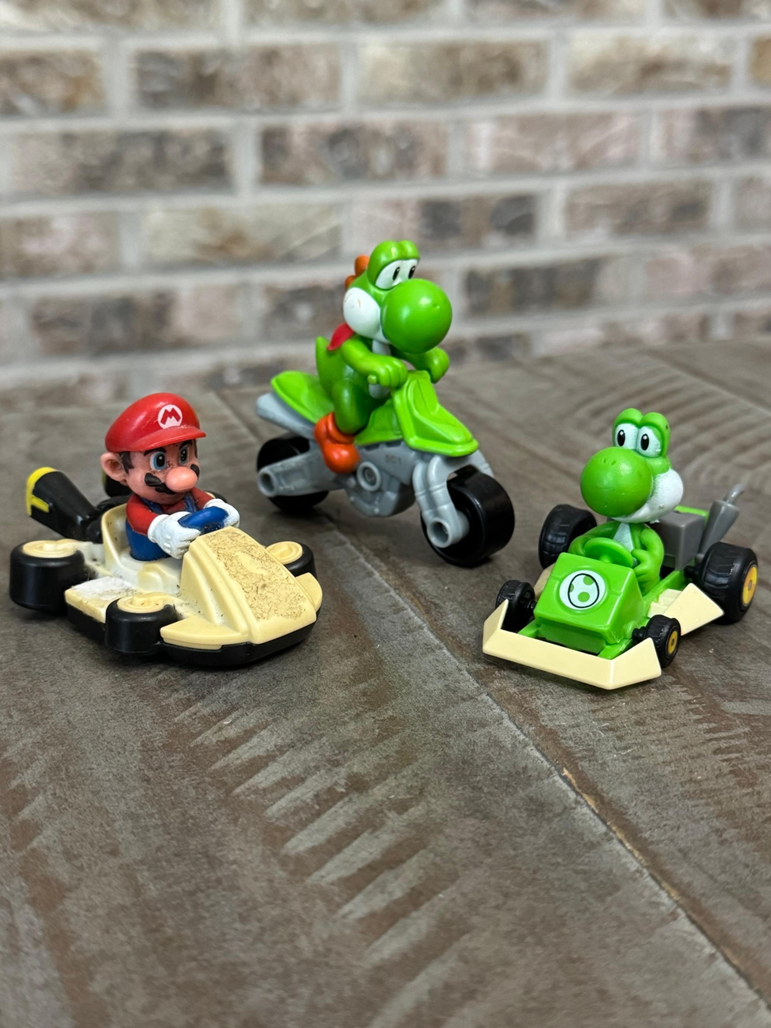Mario Kart figure lot - Nintendo