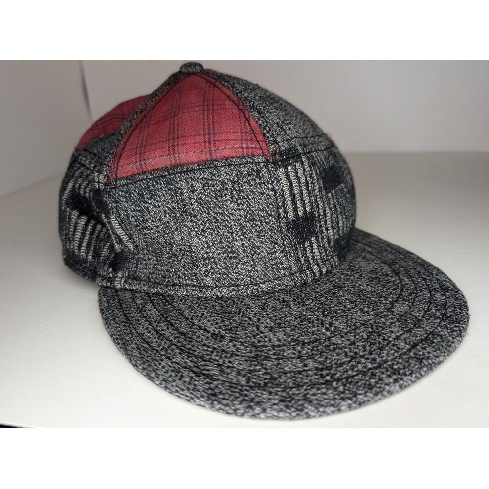 LOCK'S First Cut Wool Blend Patchwork Billed Hat Size 7⅝ XXL Gray & Red