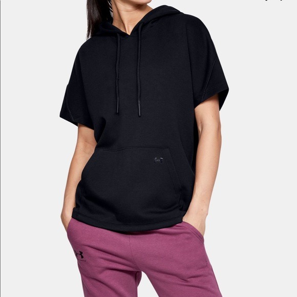 Under Armour Short Sleeve Hooded Tunic S