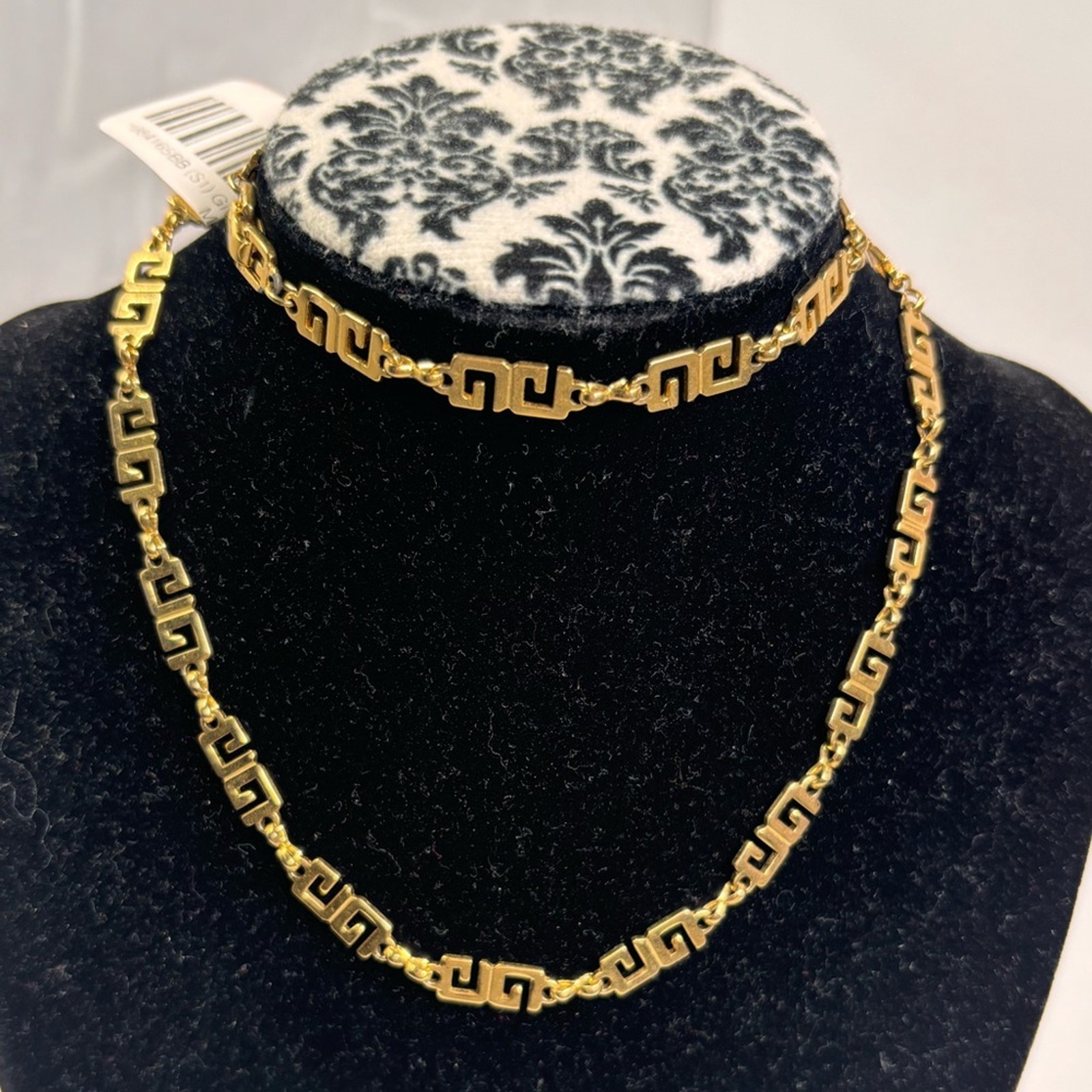GIVENCHY GG Link Gold Plated Chain Necklace ✨