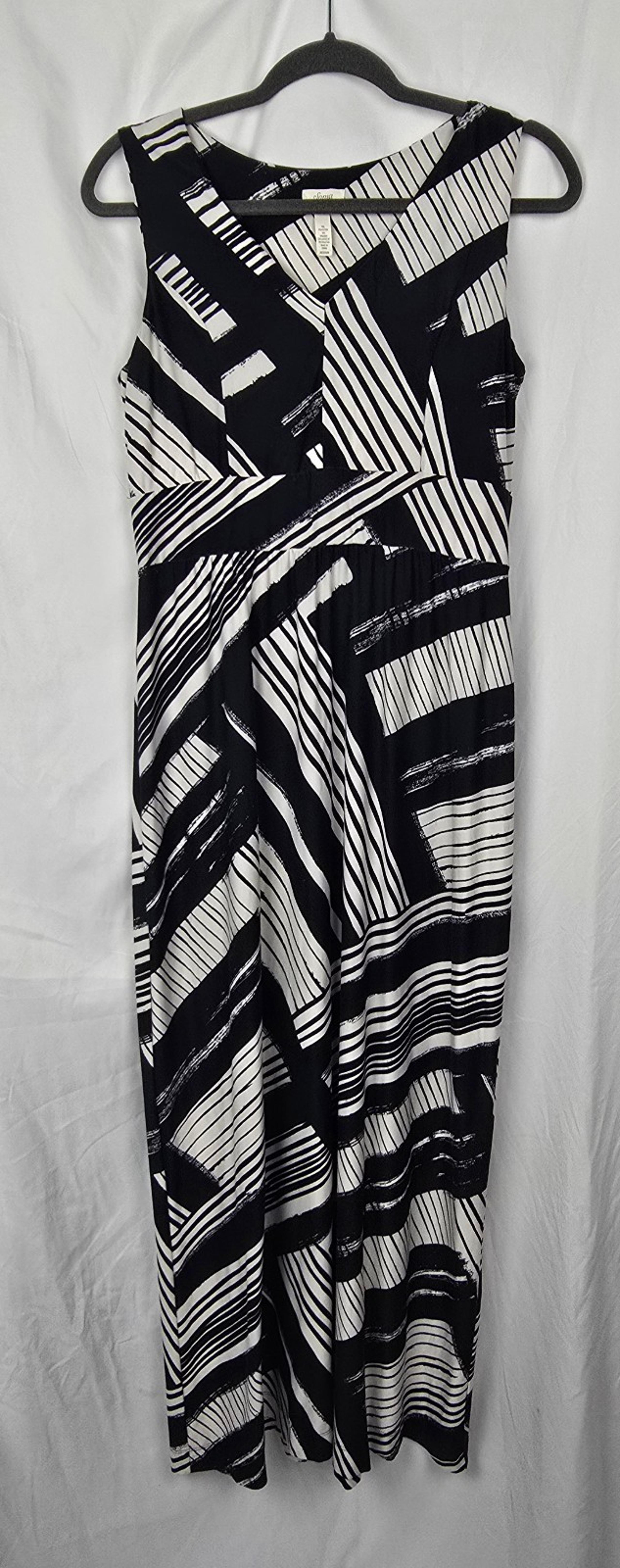 Soma Artsy Striped V-Neck Modest Sleeveless Knit Maxi Dress Women's sz M