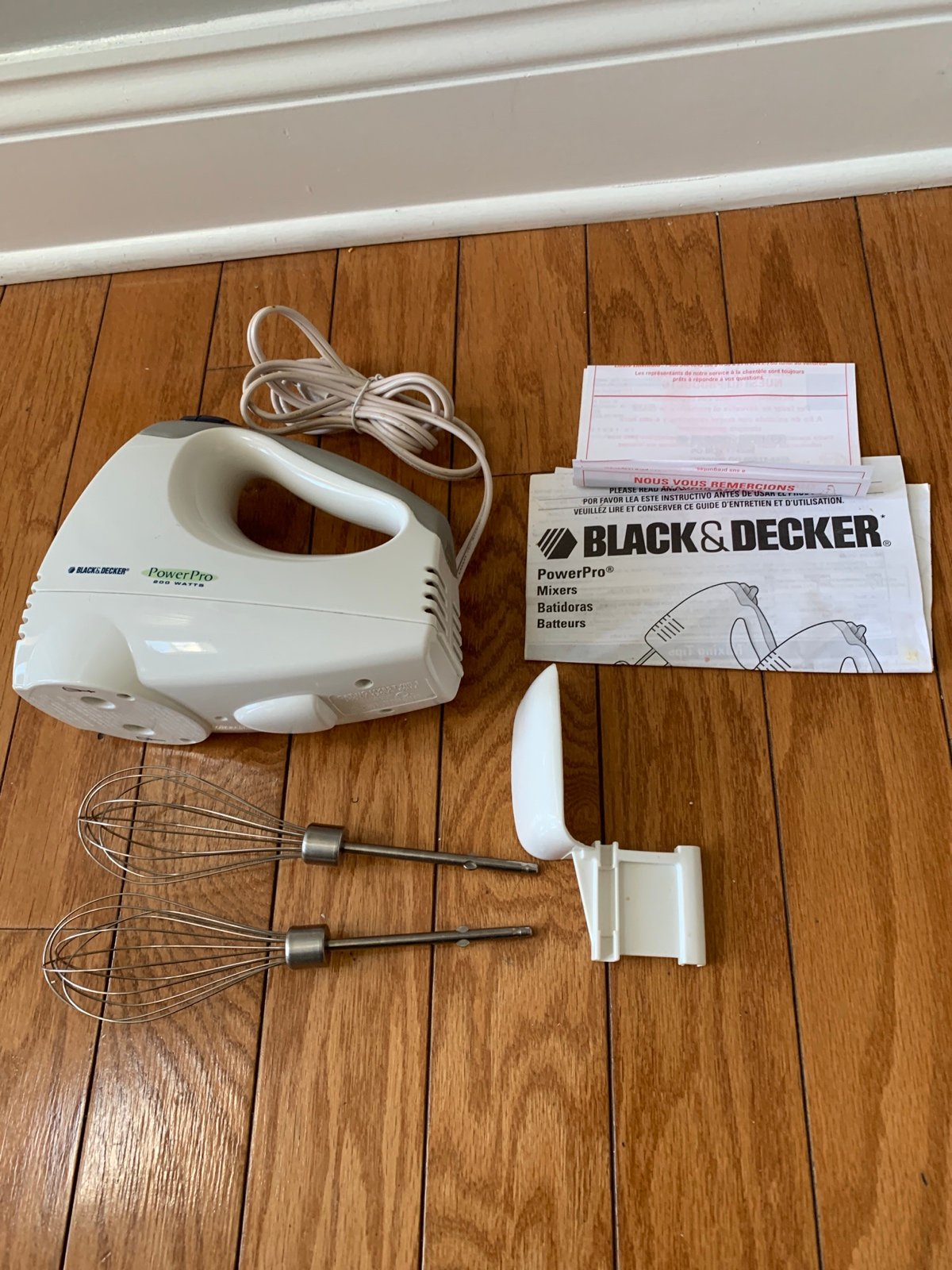 Black & Decker Power Pro Mixer 200 Watt MX85