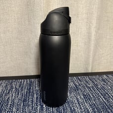 Black Owala Freesip 40 oz Water Bottle
