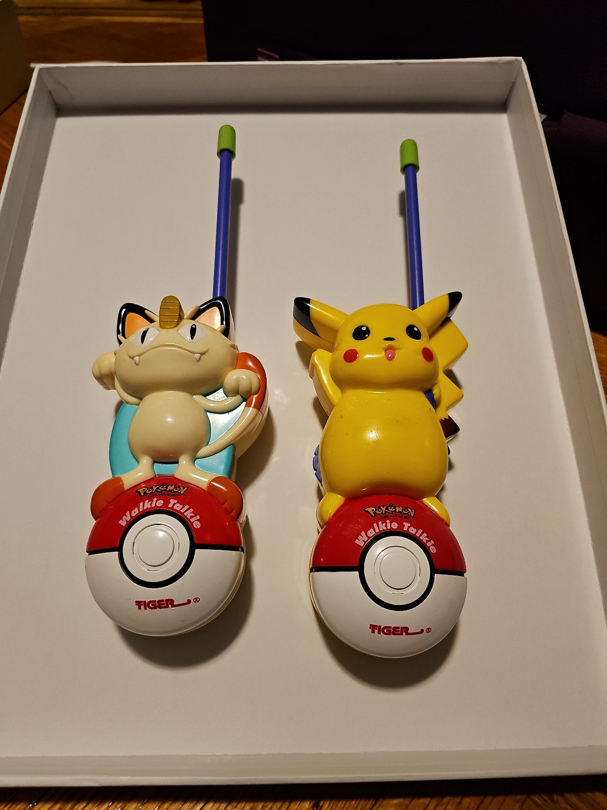 Pokemon walkie talkie vintage