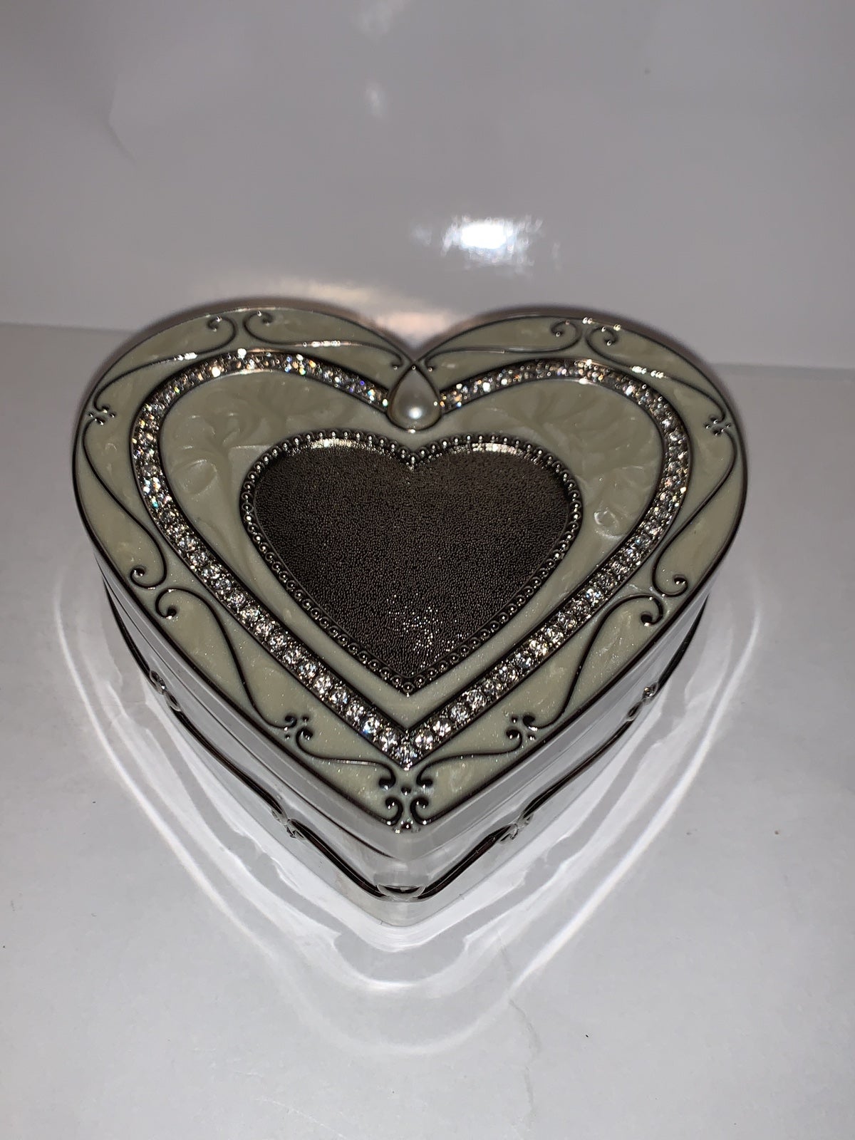 Things Remembered Etched Heart Shaped Trinket Box