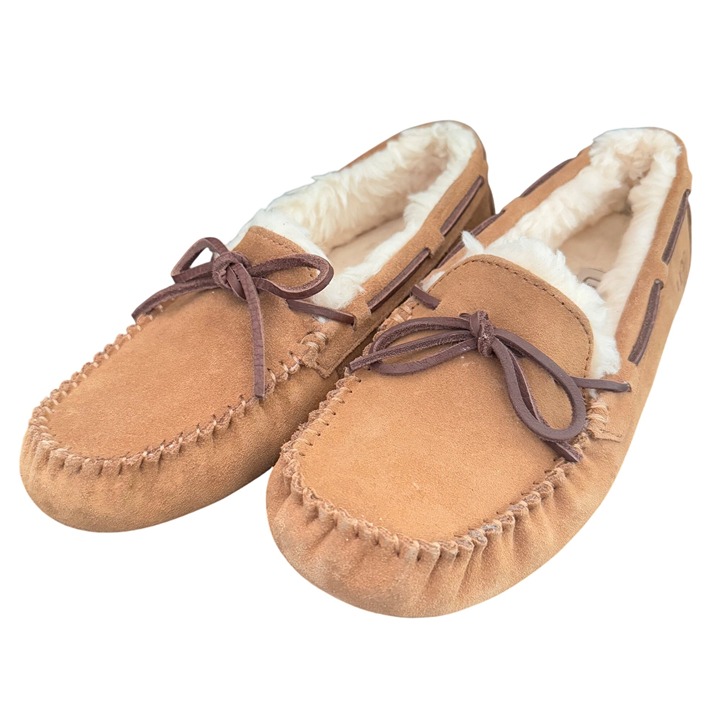 UGG Women's Dakota Chestnut Suede Moccasin Slippers 1107949, Size 8 WORN ONCE