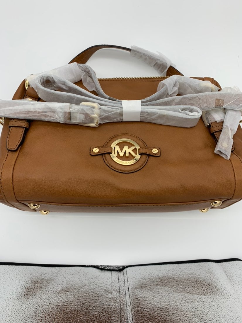michael kors leather shoulder bag