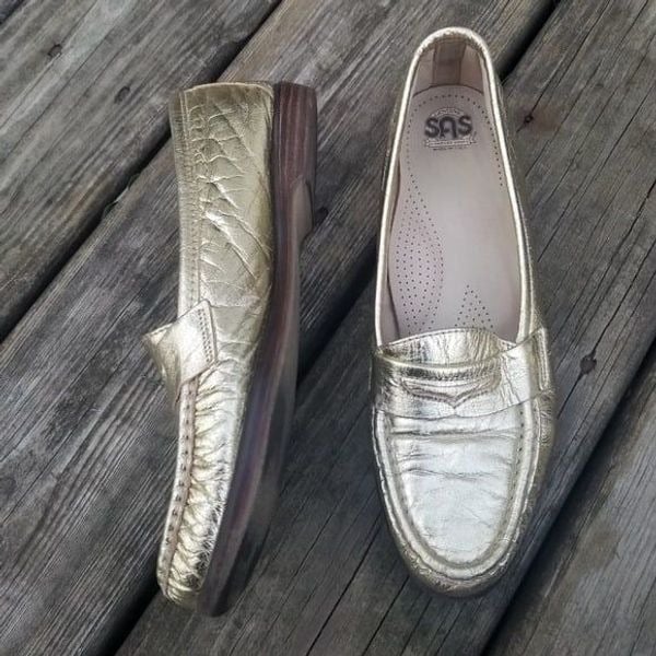 SAS Gold Tumbled Leather Moc Toe Moccasin Penny Loafers Grannycore Grandpacore