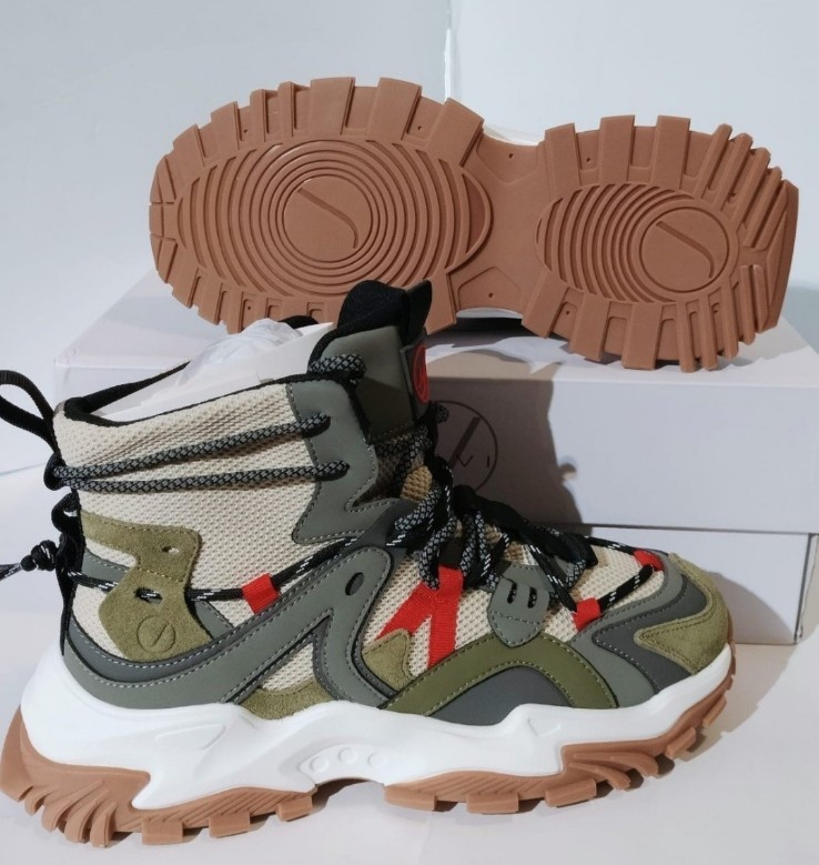 Javi Rescue (GS) Youth o men 5.5Y, Women 7 New With box. - Coming in right above