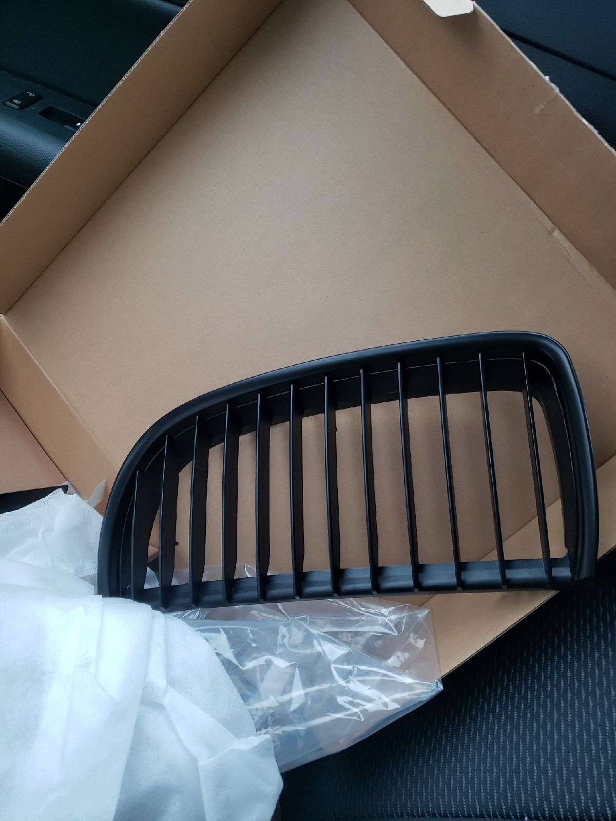 2 grills for 2005 BMW