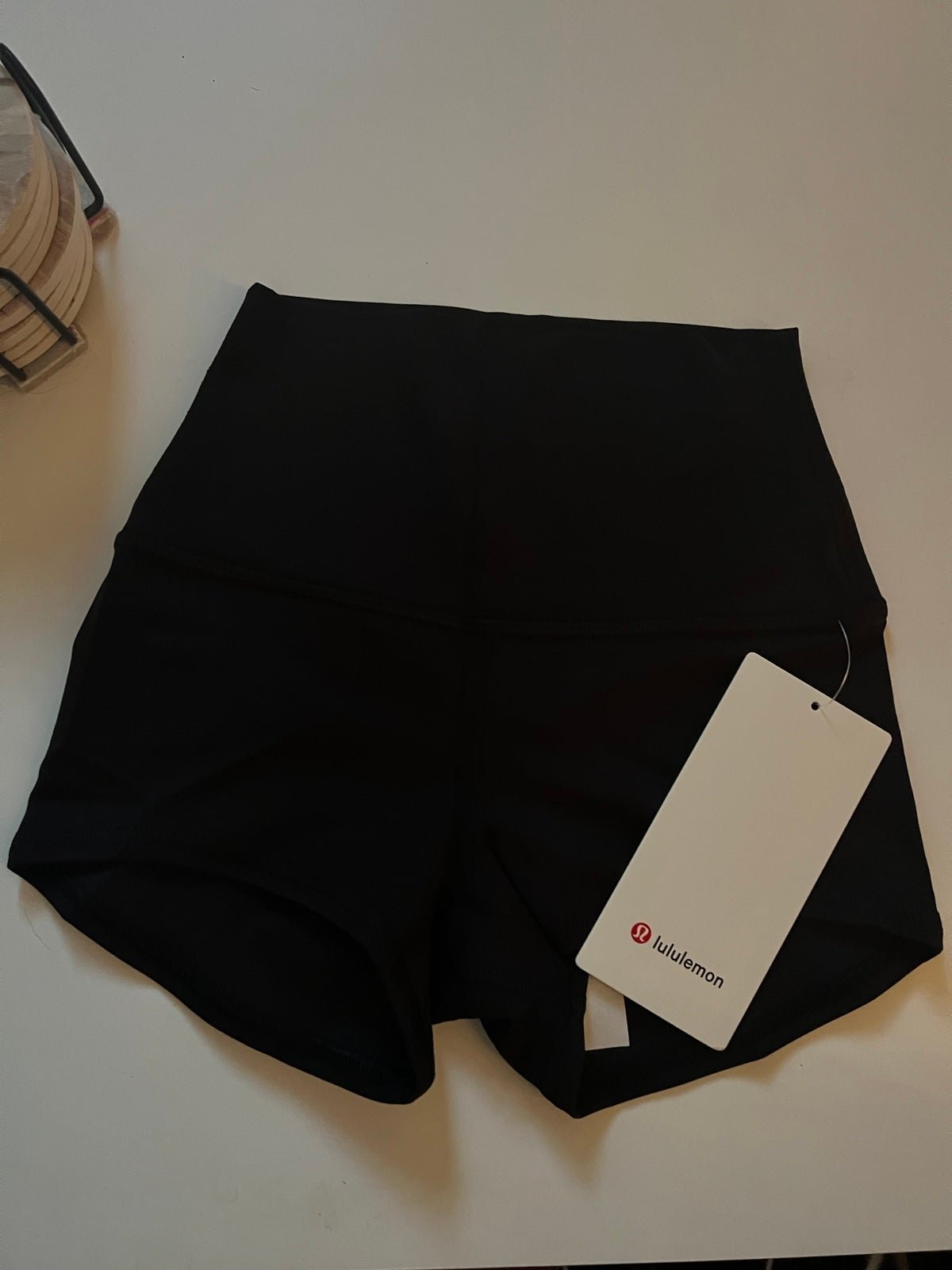 NWT! Align short 2” - size 4