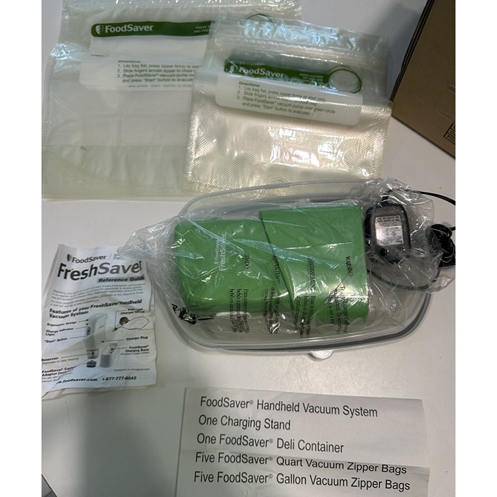 FoodSaver FreshSaver Handheld Rechargeable Vacuum Sealing Kit Bags Container NEW
