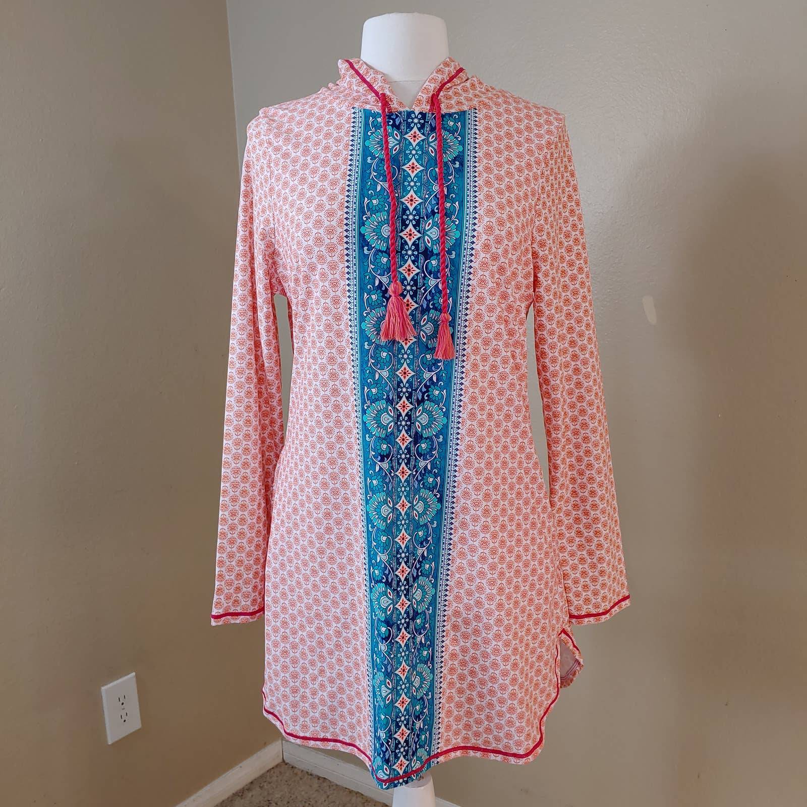 Aqua et Sol - Long Sleeve, hoodie, Beach cover up/Dress Size M