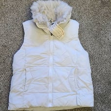 BB DAkota fur collar vest M