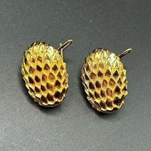 Judith McCann VTG Gold Tone Wingback Pinecone Earrings