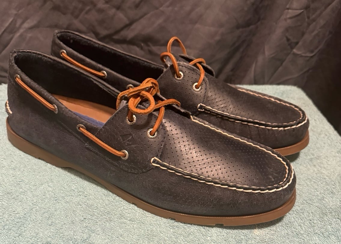 Sperry Men's Leeward 2 Eye Boat Shoes Perf Navy STS25194 Size 16M NWOB