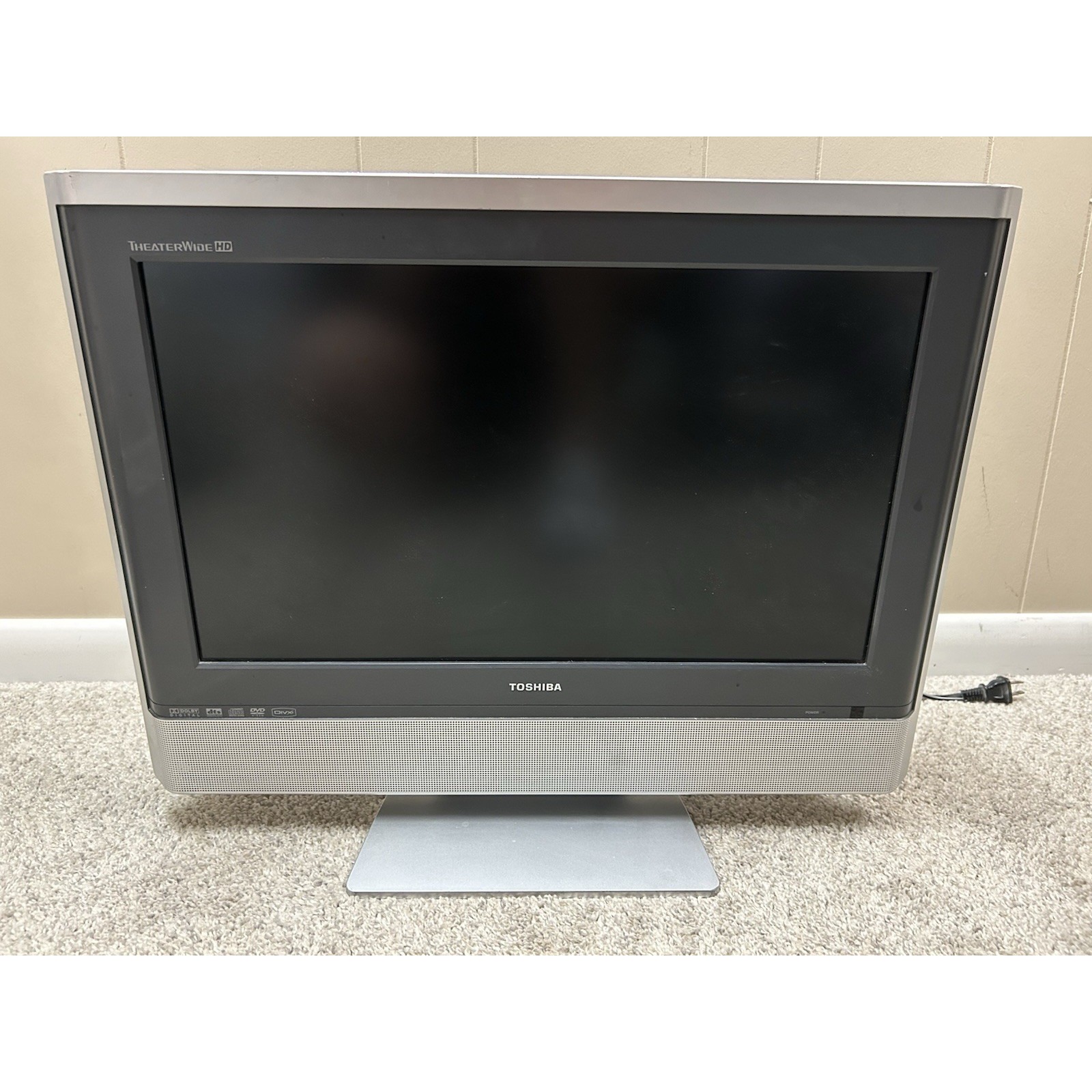 Toshiba 20 TV/DVD Combo TheaterWide HD Model 20HLV86 No Remote