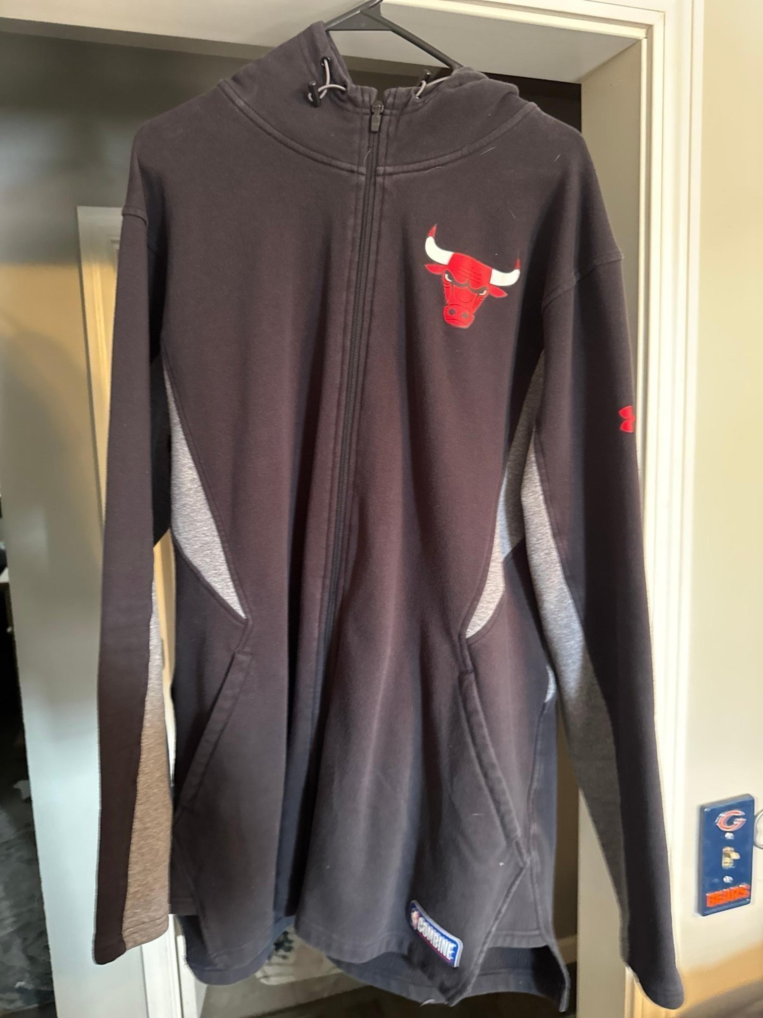 Chicago Bulls Under Armour Full Zip Jacket-XXL