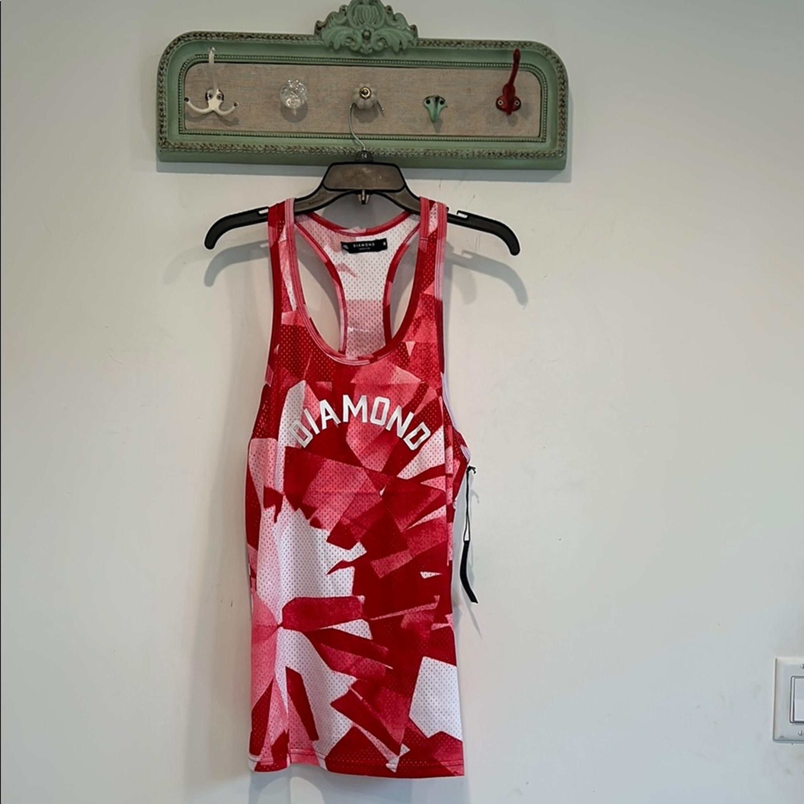 Diamond Supply Co. Red white mesh tank Top so men’s size medium new w tag