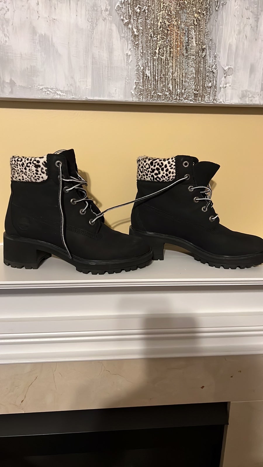 EUC Timberland Kinsley 6” Boots Blk Nubuck w Leopard   Women Size 7.5