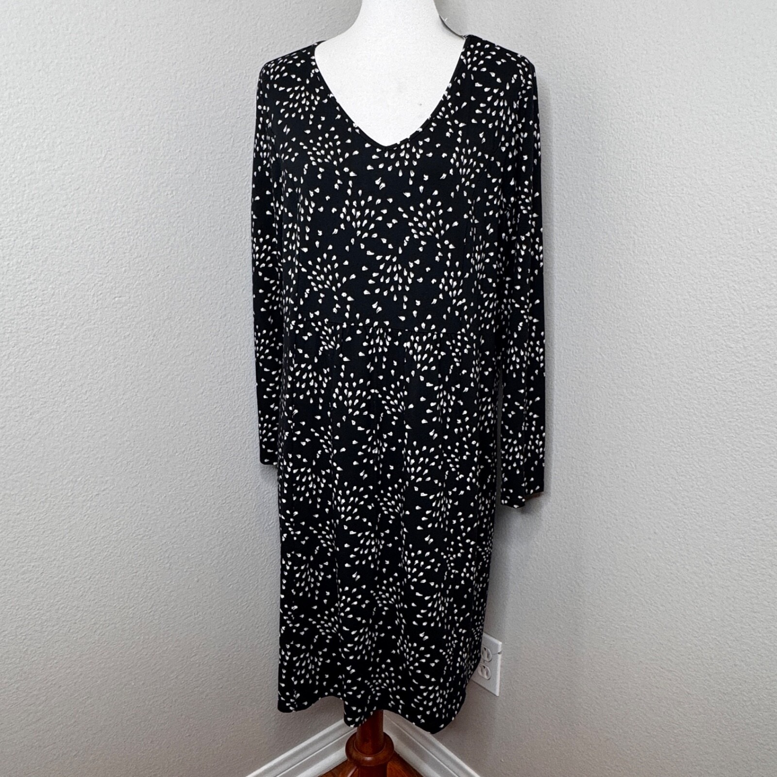 NEW! J. JILL Wearever Collection V Neck Midi Dress LG Black/Beige Print Office