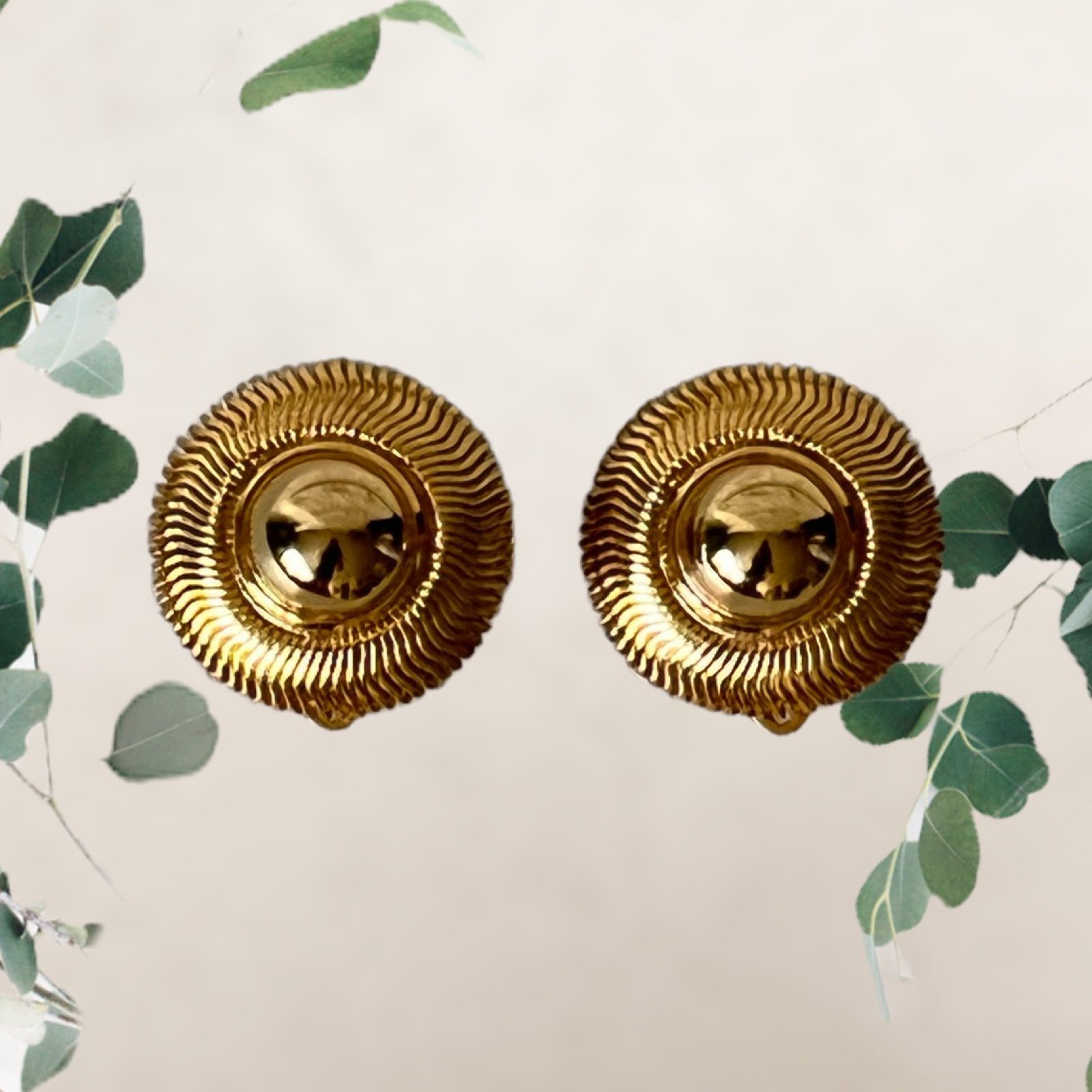 Anne Klein Vintage 1980’s Large Round Gold Plated Clip On Earrings