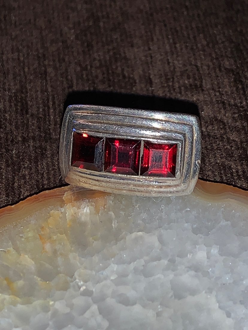 Silver ring garnet 925 LAXMI unisex