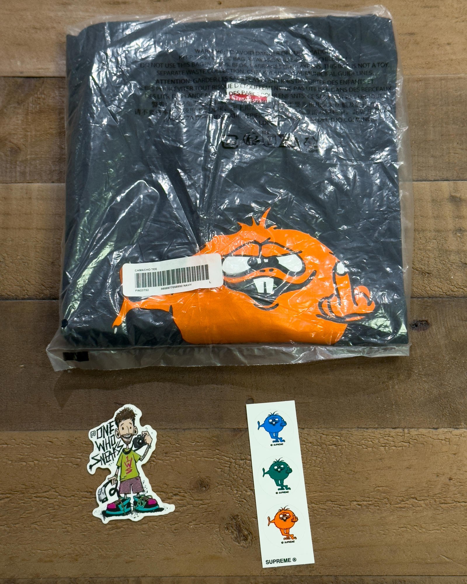 Supreme Camacho Tee & Sticker Size Large