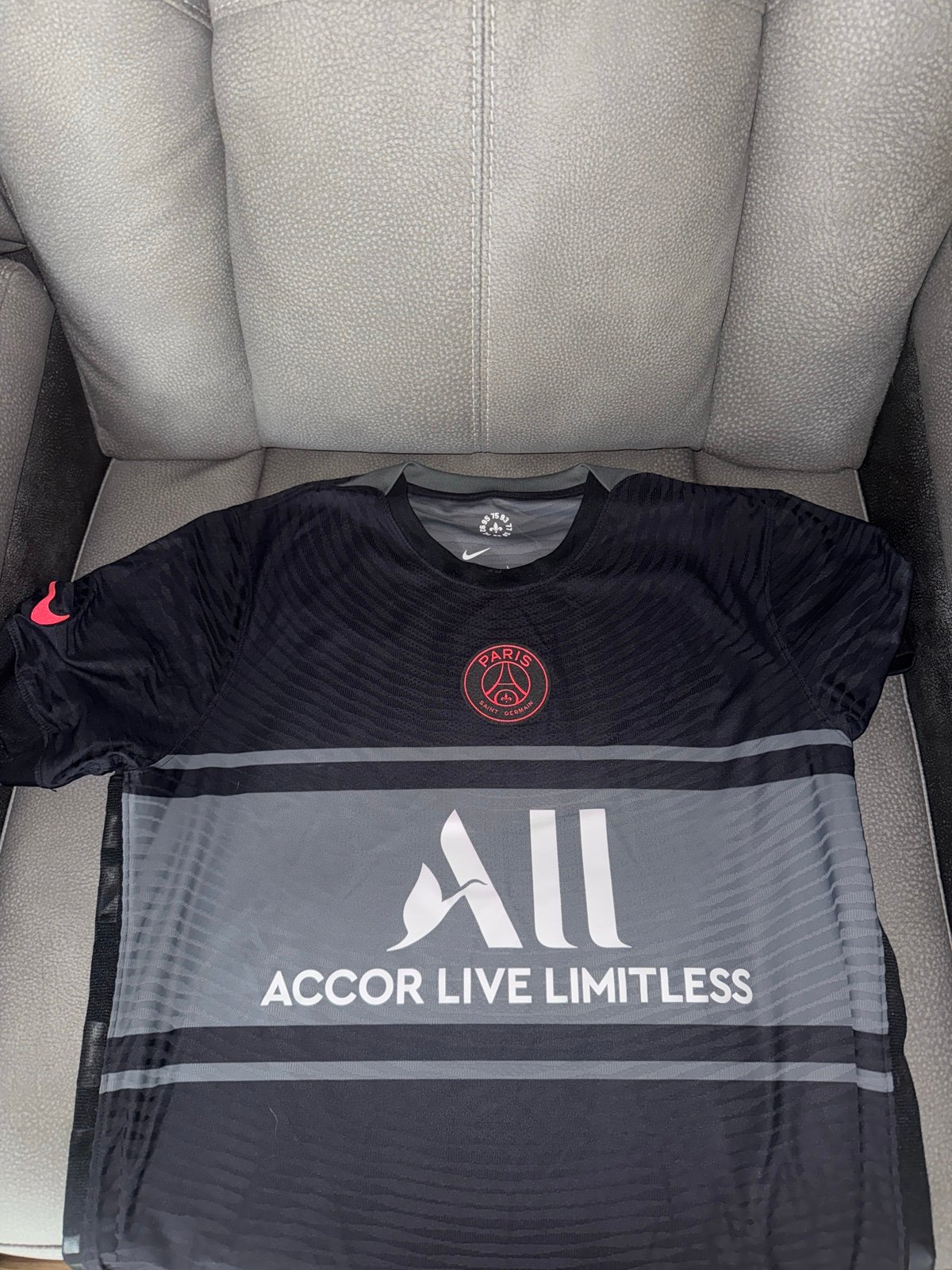 Nike Men’s PSG 2021/2022 Dri-Fit ADV Third Black Soccer Jersey Shirt DB5887-011