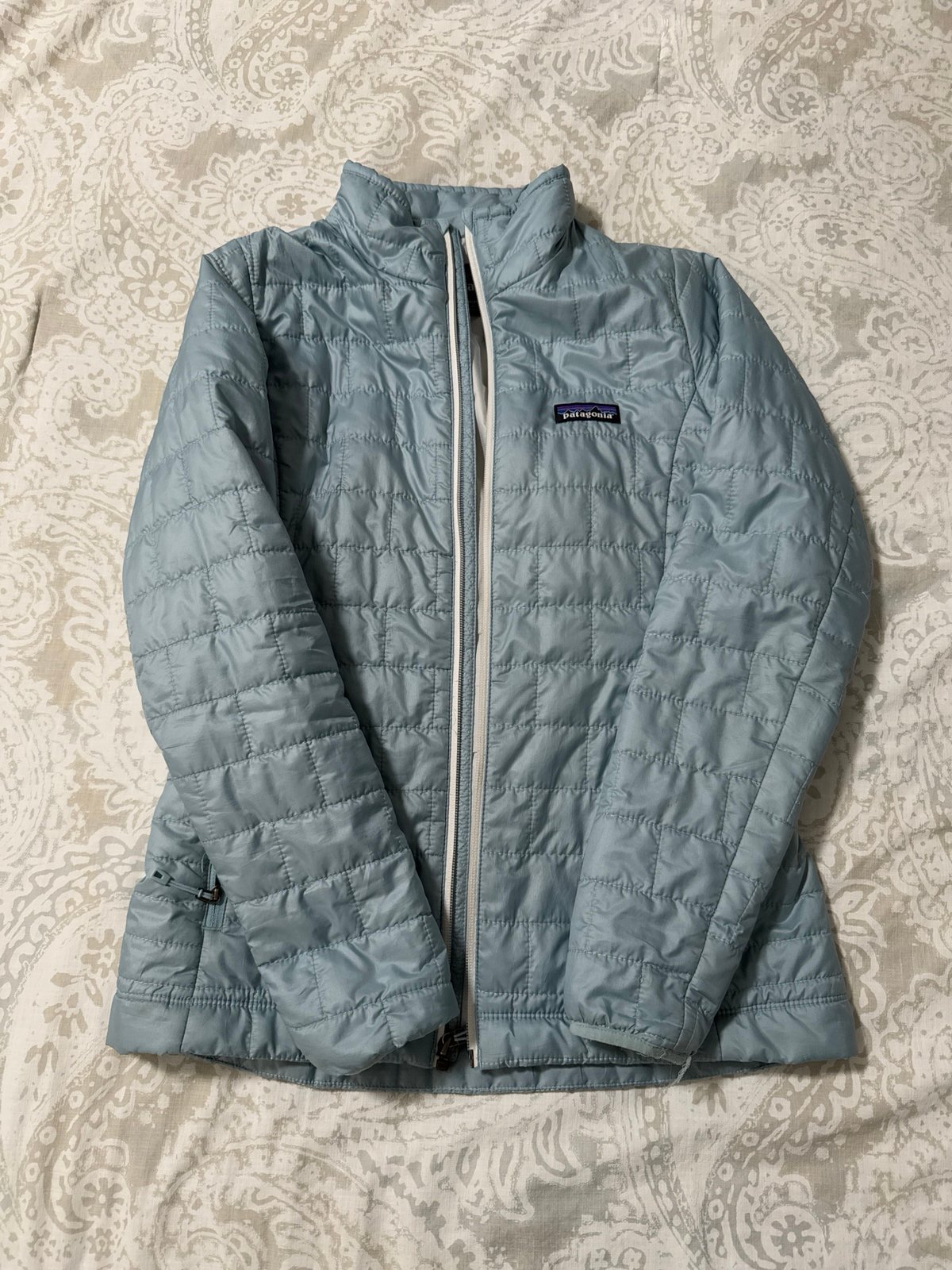 Patagonia nano puff jacket women’s xs