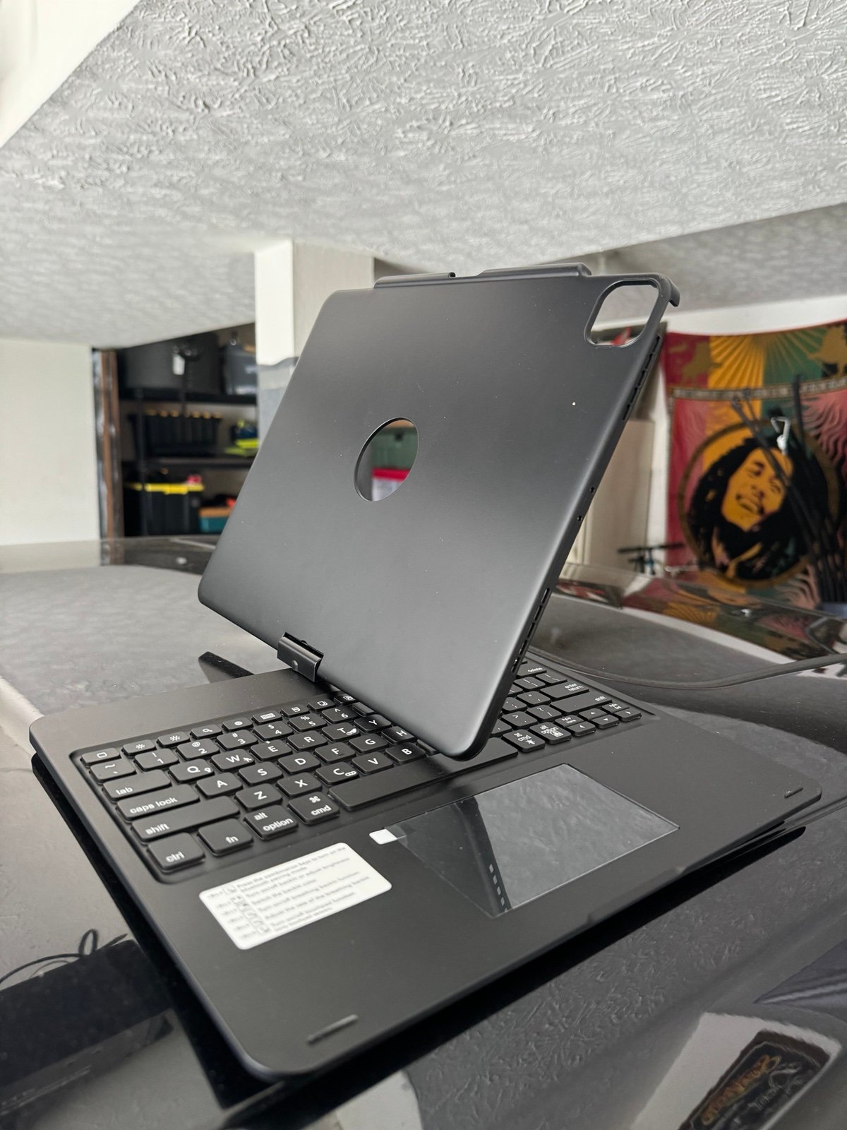 iPad Pro 12.9 Bluetooth keyboard