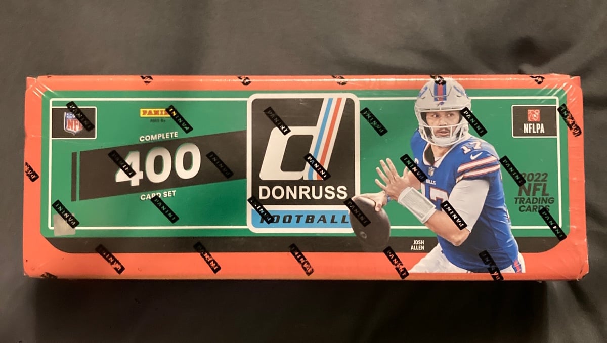 Donruss football 400 card complete set (sealed!!!!)