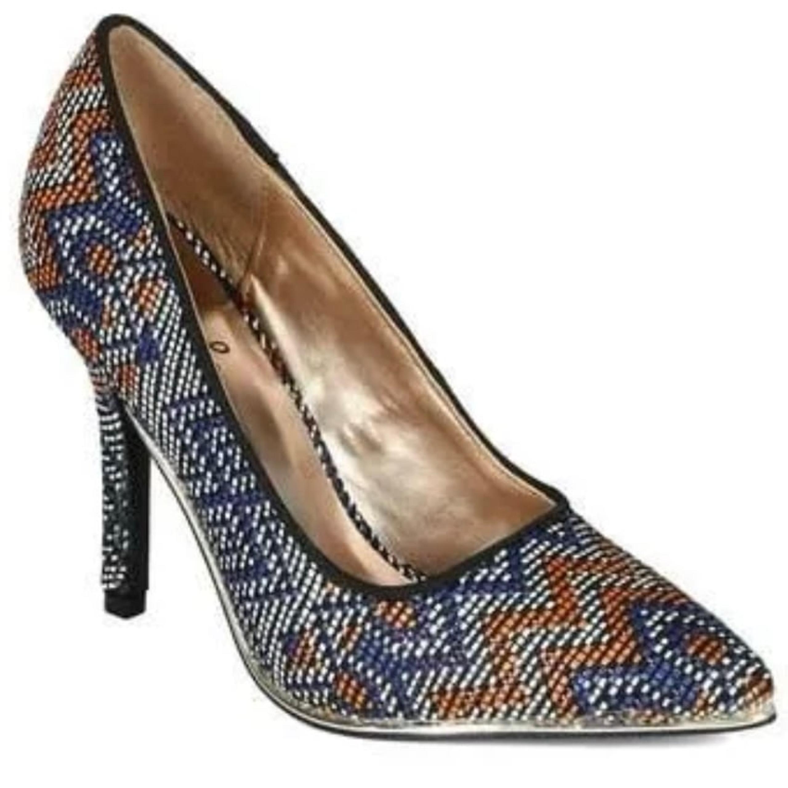 Qupid Knitted Geo Pattern Pointy Toe Single Sole Stiletto Heel Women's Size 71/2