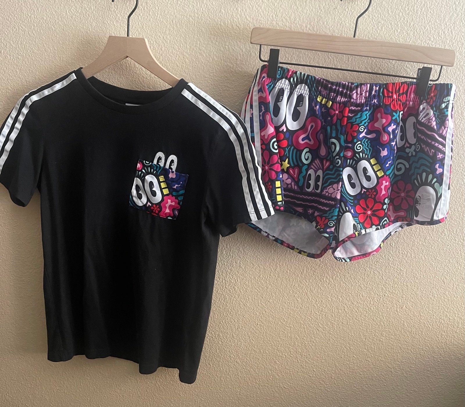 Adidas Orig X HATTIE STEWART multicolor top S/shorts M Set