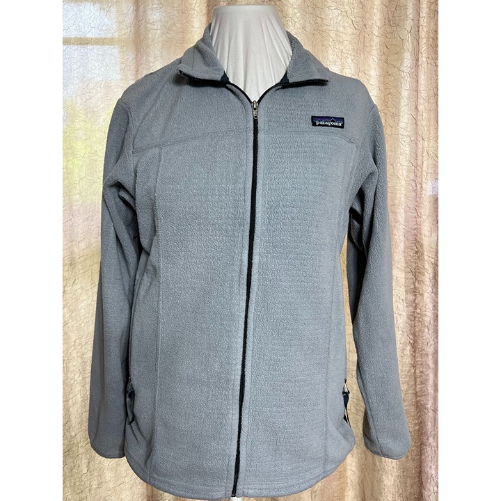 Patagonia Polartec Regulator Women's Medium Gray and Black Full-Zip Fleece Jack