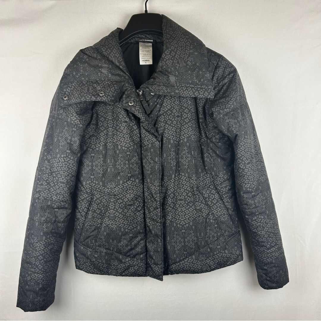 Patagonia gray snap button zipper puffer jacket size Small