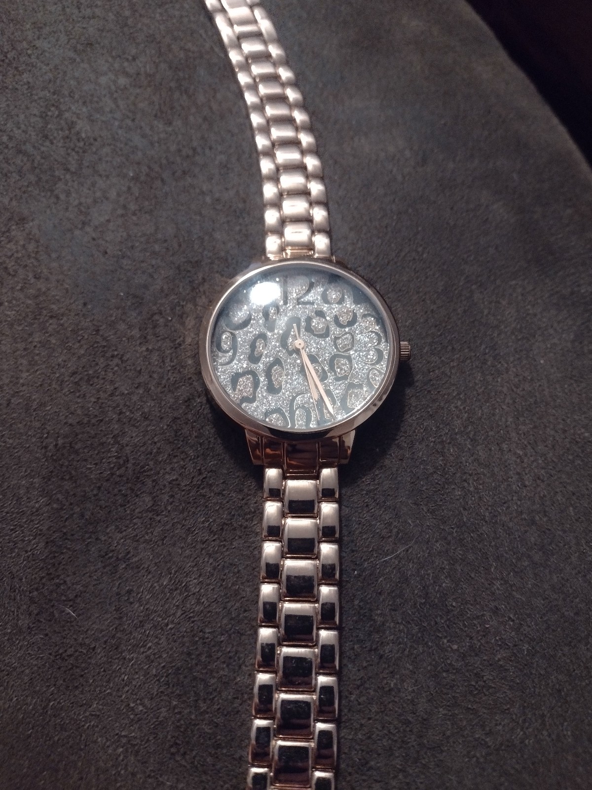 Geneva watch 19362