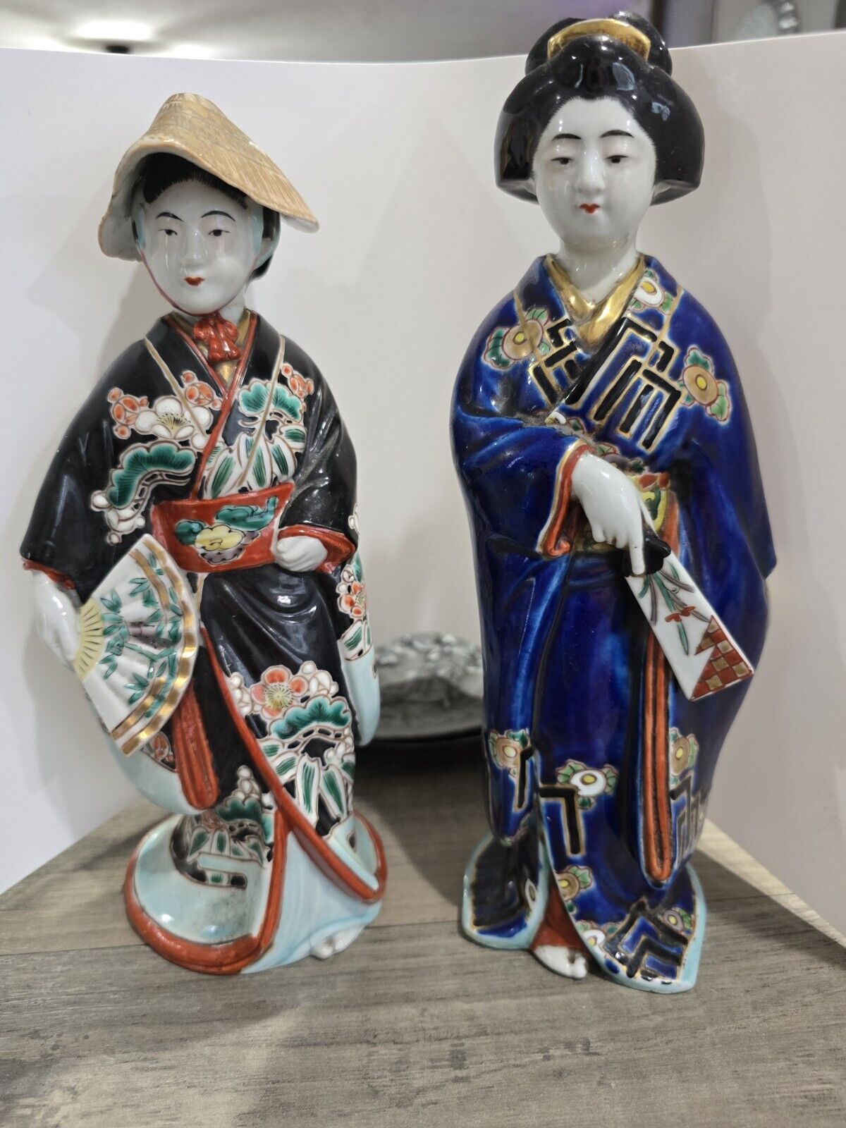 Kutani Ceramic Sculptures 2 Geisha Ladies Figure 9.7\