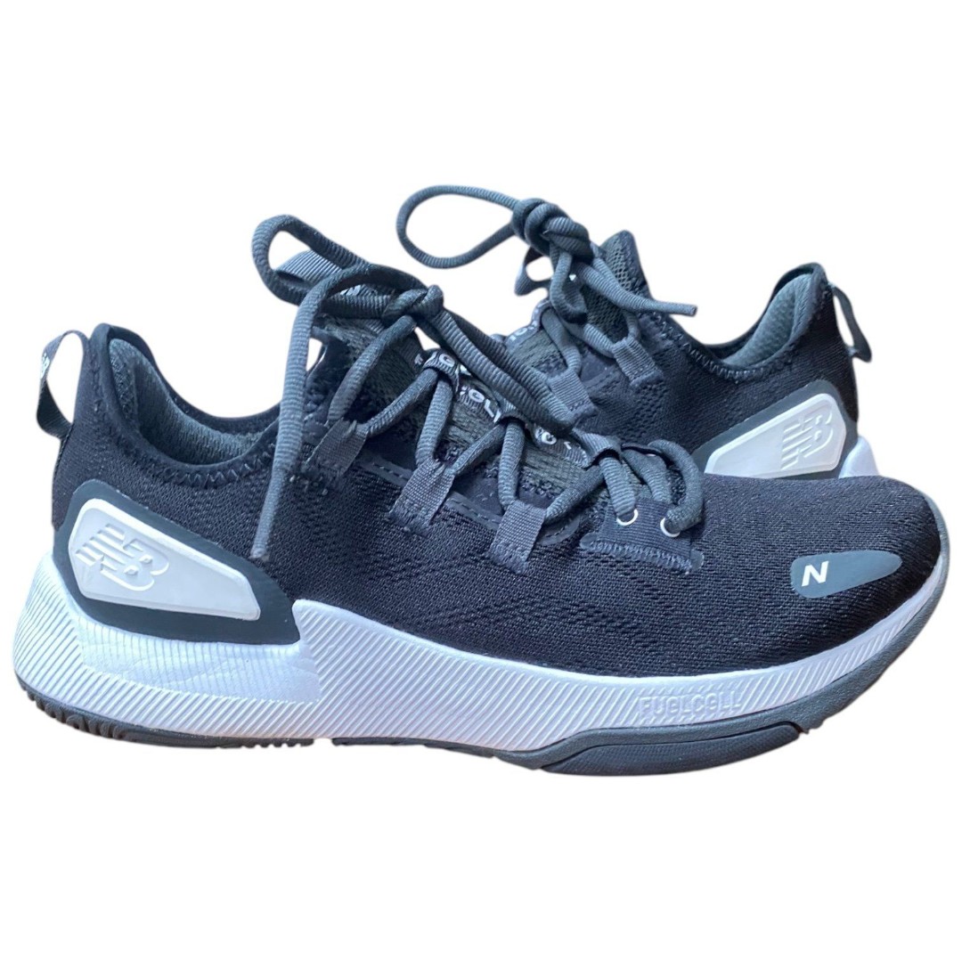 New Balance Women’s Size 9 Men’s 7.5 100 V2 FuelCell Sneakers cross-trainer