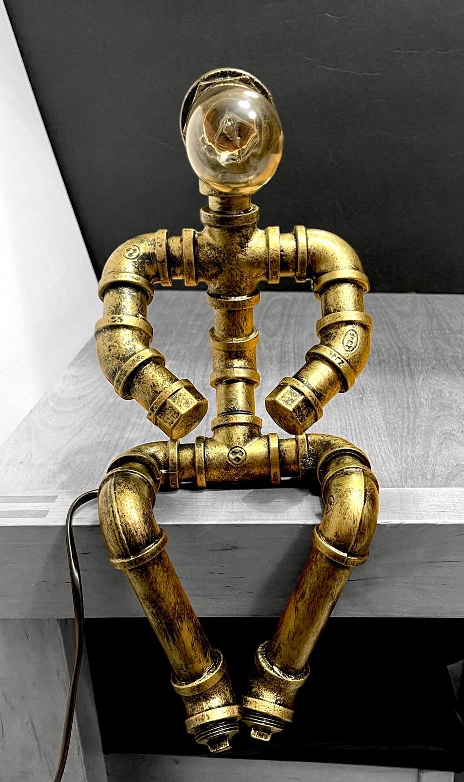 Lamp ‘Sitting Pipe Man’ Unique Design Gift