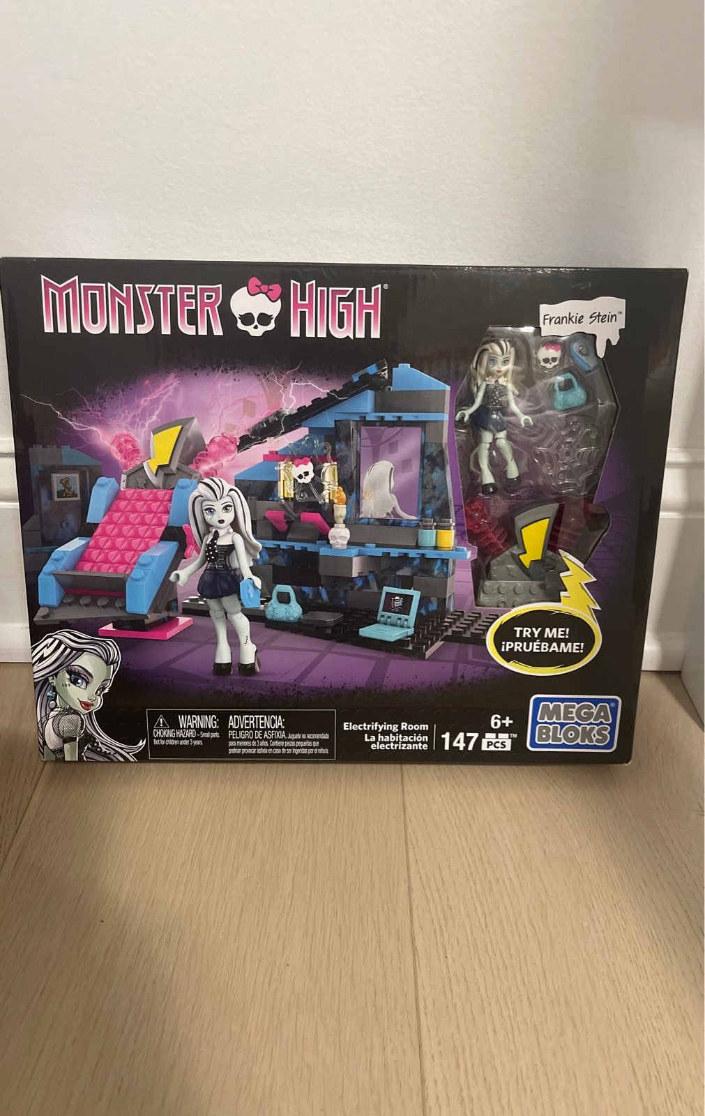 Monster high mega block