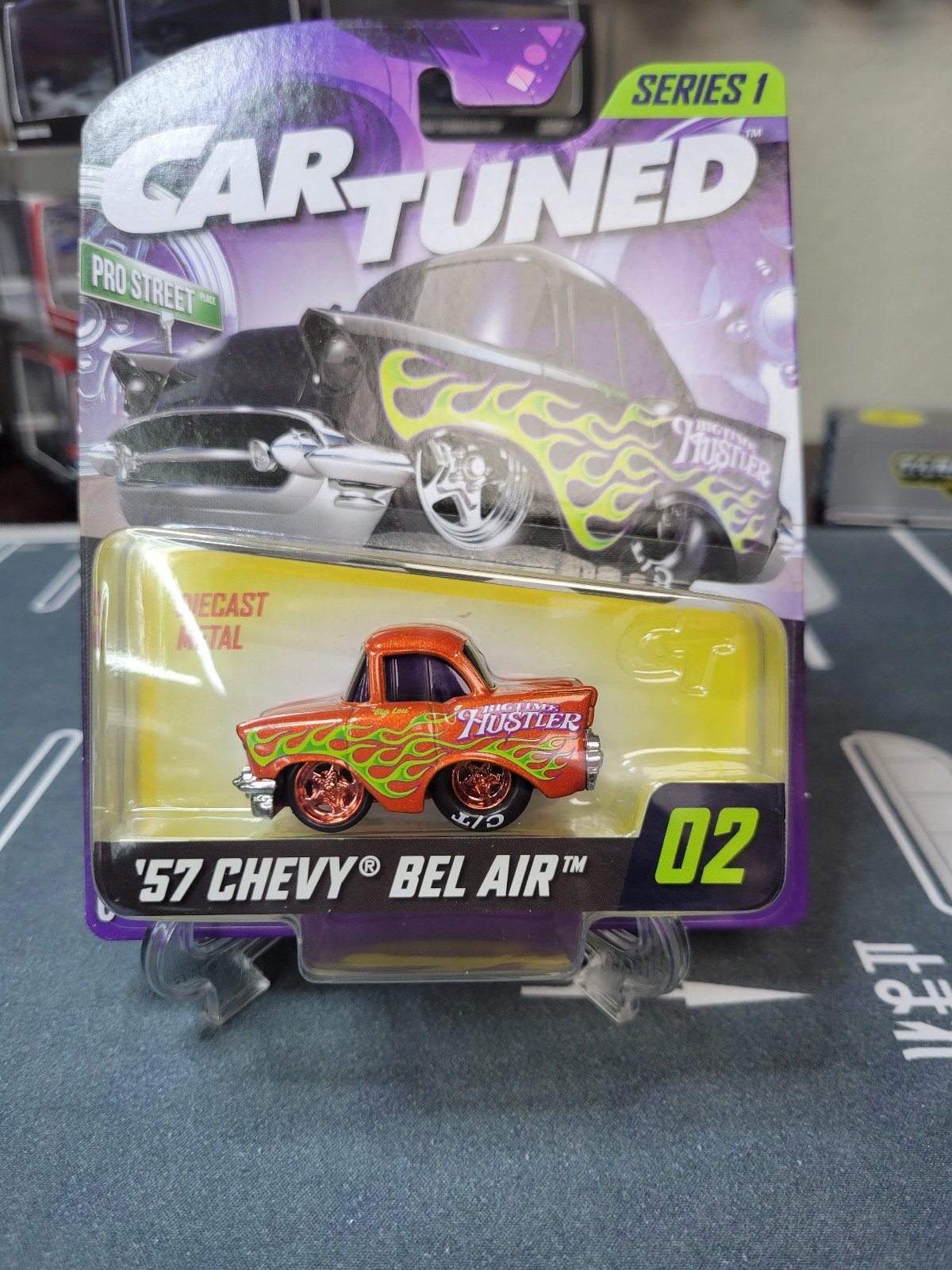 Car Tuned '57 Chevy Bel Air CHASE