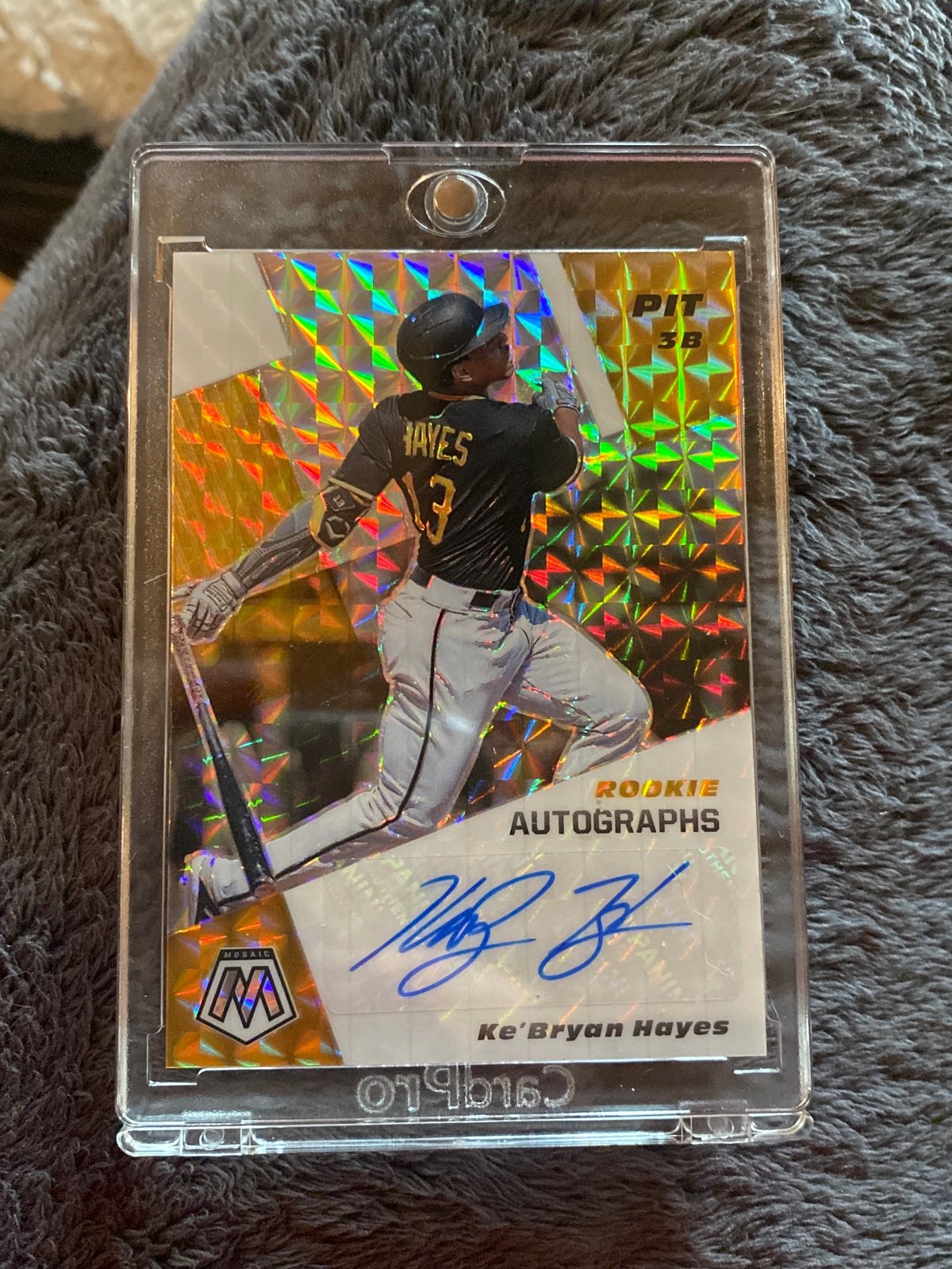 Ke’Bryan Hayes Rookie Autograph Gold Mosaic Sticker