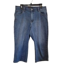 Lee Women's Blue Cotton/Spandex Relaxed Fit Mid-Rise Cropped Denim Jeans EUC