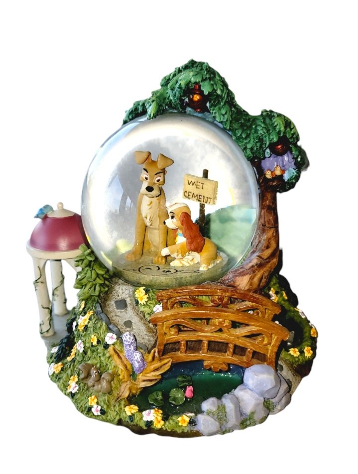 Disney Lady And The Tramp Wet Cement Musical Lighted Snow Globe Bella Notte