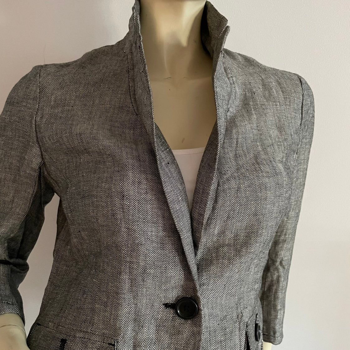Linen 3/4 sleeve blazer